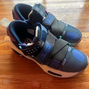 LI NING WADE ALL CITY 9 V2 D'ANGELO RUSSELL PE BASKETBALL ABAR075-AN SIZE 8